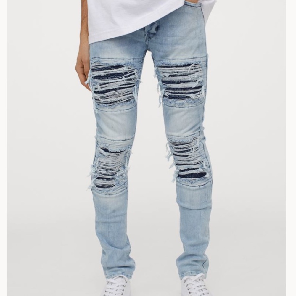 🥕DividedLightDenimHeavyDistressed Skinny Jeans